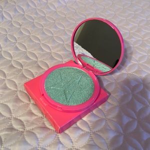 Jeffree Star Skin Frost Mint Condition